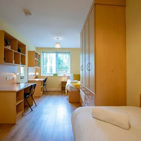 Διαμέρισμα 131 - Spacious 2 Bed With Parking Γκάλγουεϊ